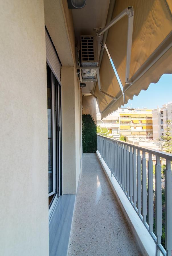 Luxury 1-Bedroom Apartment By The Sea In Athén Kültér fotó