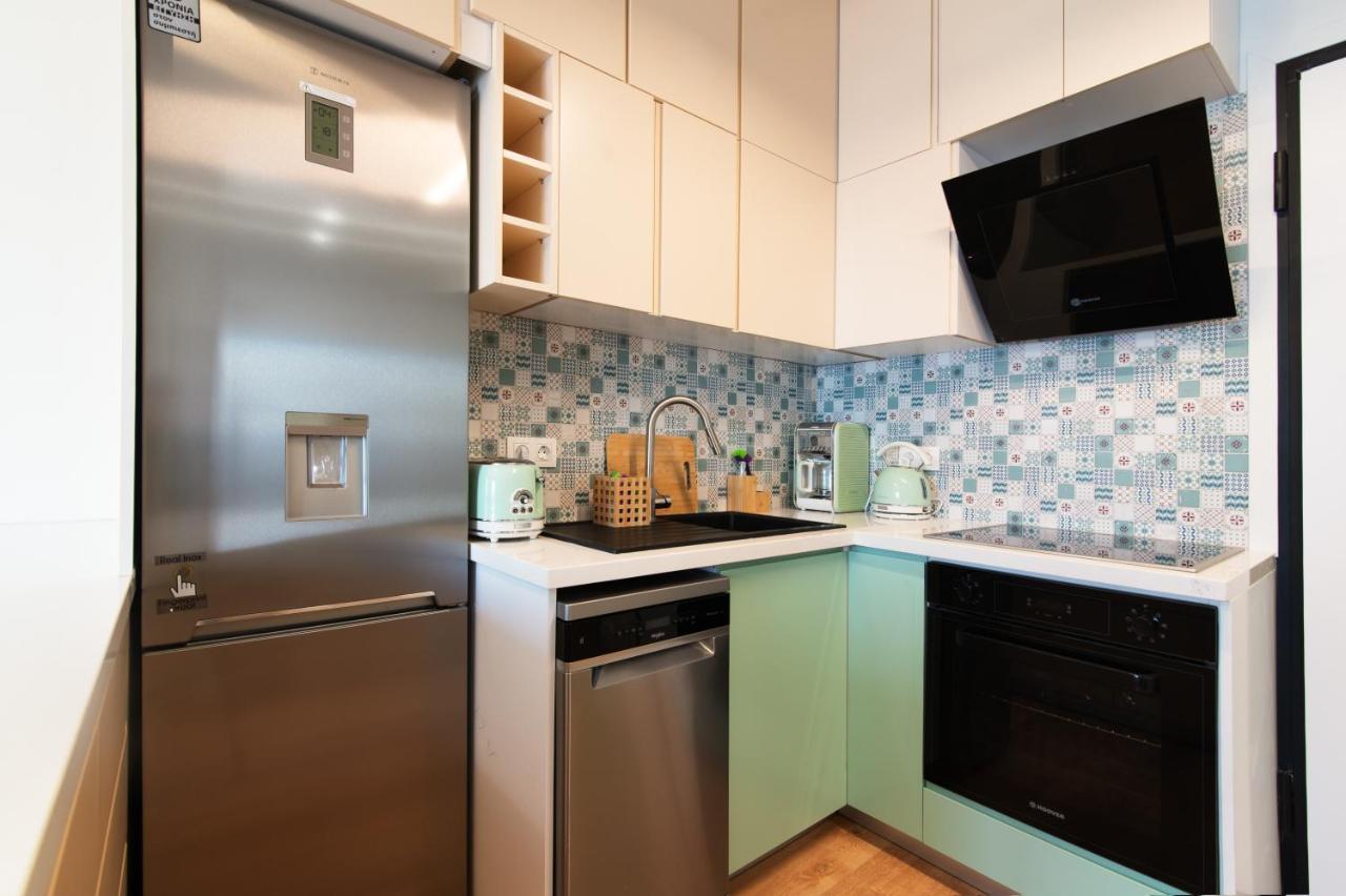Luxury 1-Bedroom Apartment By The Sea In Athén Kültér fotó