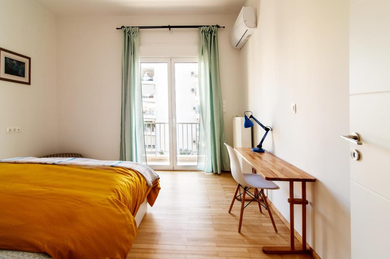 Luxury 1-Bedroom Apartment By The Sea In Athén Kültér fotó